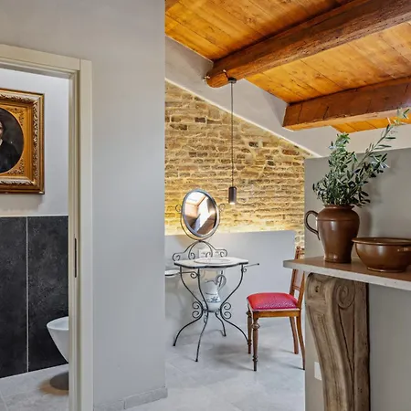 Stadthaus Felix Convivium Villa *